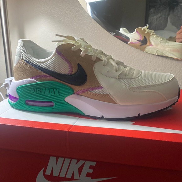 brand new size 11 - Picture 1 of 7